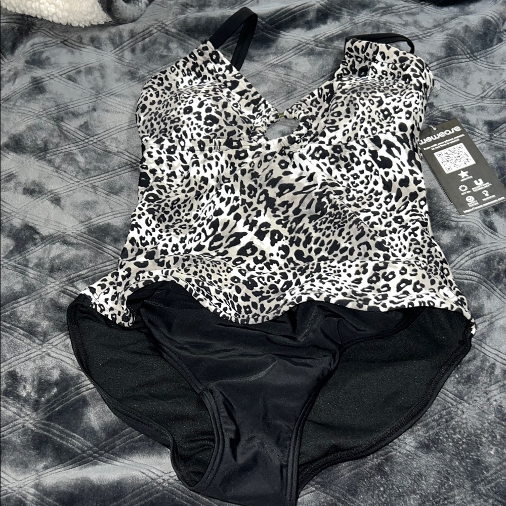 WOWEASE Leopard One Piece Swimsuit